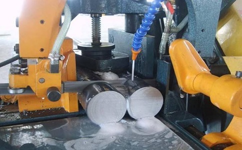 雁江卧式带锯床的送料方式有哪几种？